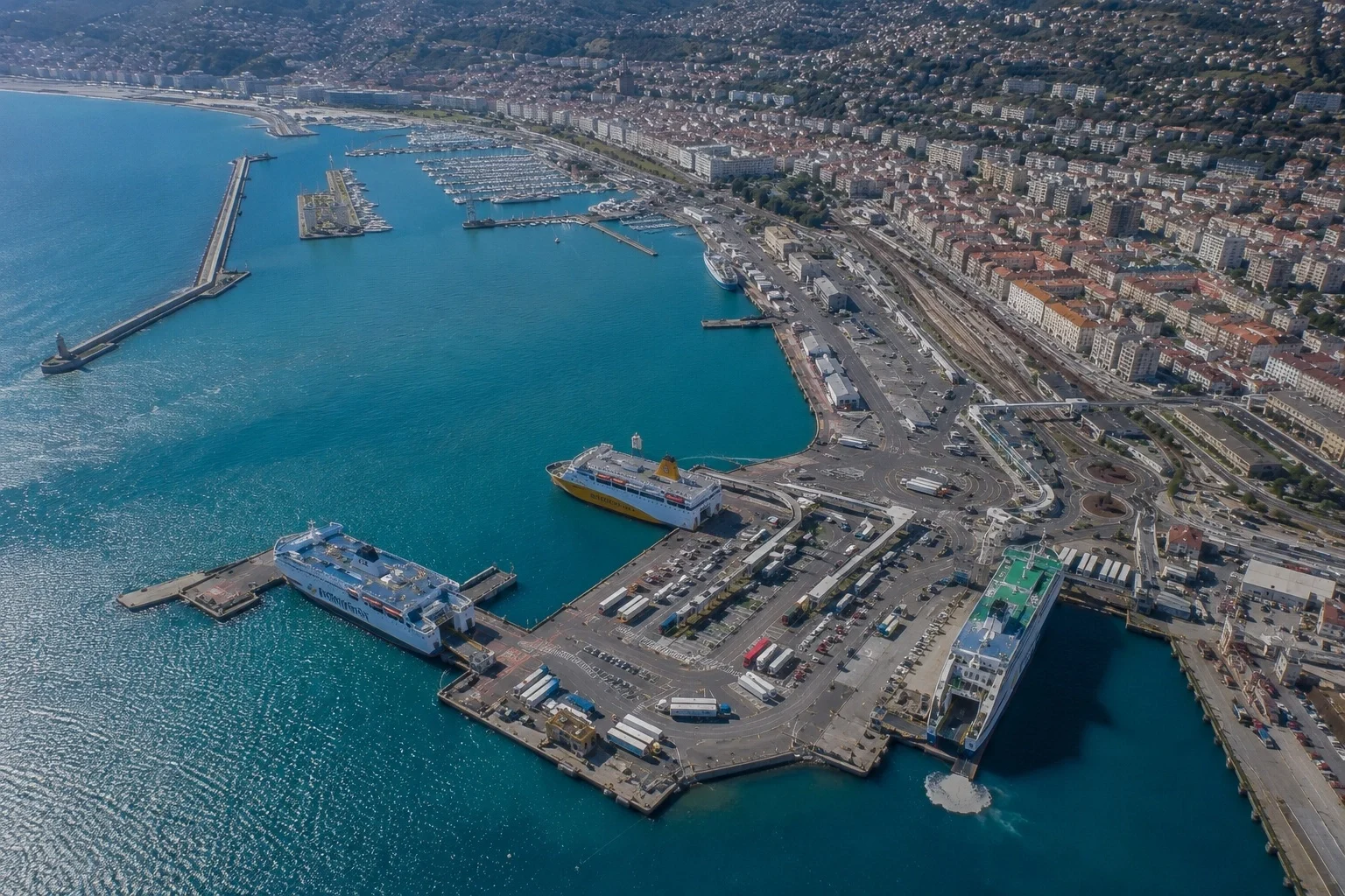 Ferry na rota Nice–Ajaccio
